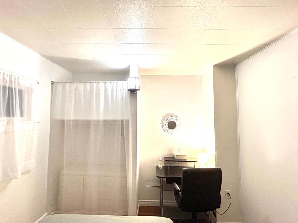 Housing Homestay Windsor